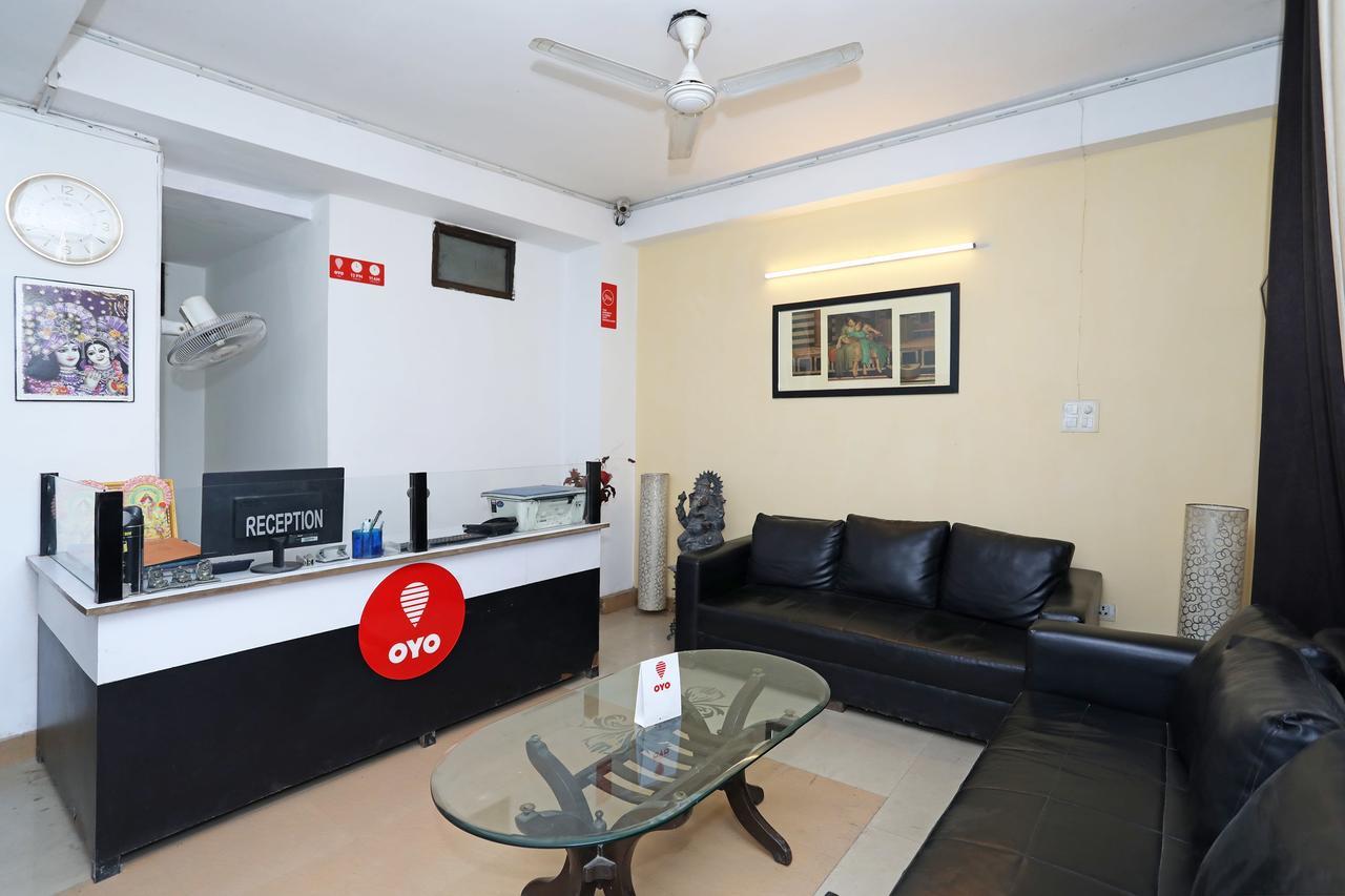 Oyo 11392 The Hotel Grand Hospitality Noida Extérieur photo